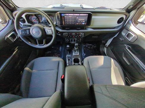 Used 2024 Jeep Wrangler Sport AWD/4WD image 19