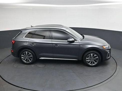 Used 2023 Audi Q5 2.0T Premium w/ Convenience Package AWD/4WD image 24