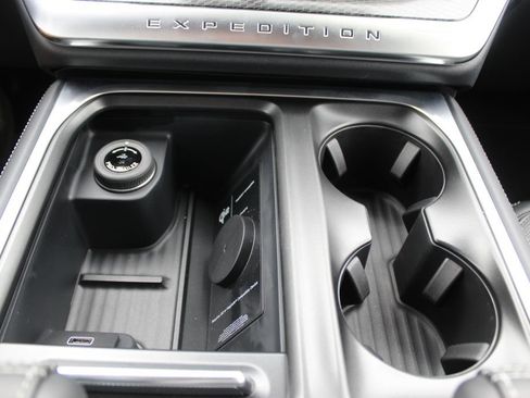 New 2027 Ford Expedition Max Platinum w/ Stealth Performance Package AWD/4WD image 29