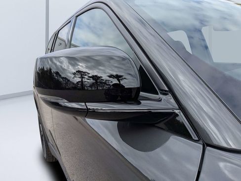 New 2026 Jeep Grand Cherokee Laredo image 11