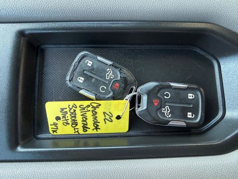 Used 2022 Chevrolet Silverado 3500 LT w/ Convenience Package image 20