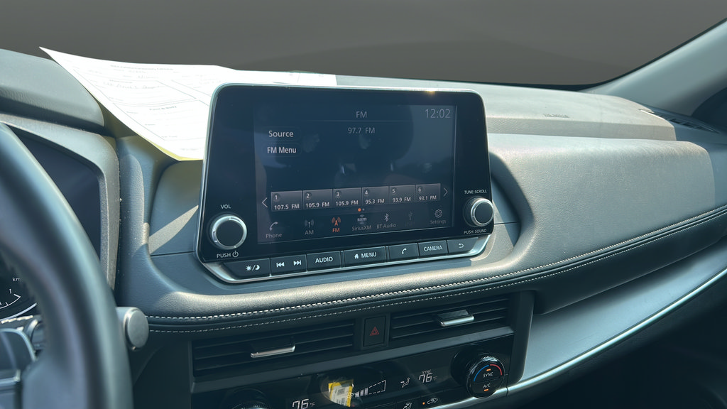 Used 2025 Nissan Rogue SV AWD/4WD image 12