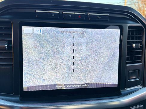 Certified 2022 Ford F150 Lariat w/ Equipment Group 502A High image 51