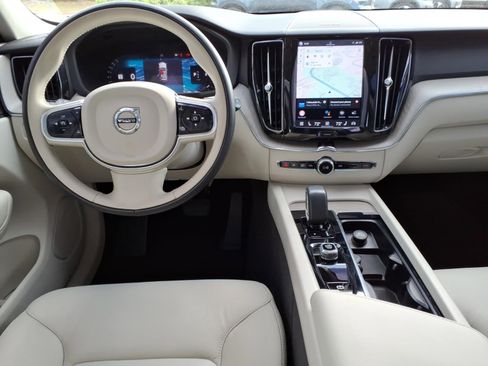Certified 2023 Volvo XC60 B5 Plus FWD image 13
