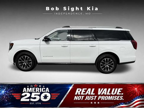 Used 2025 Ford Expedition Max Platinum AWD/4WD image 6