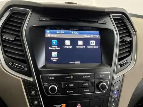 Used 2017 Hyundai Santa Fe SE image 72