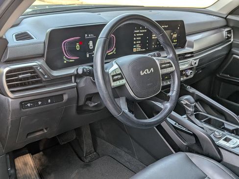 Used 2024 Kia Telluride S w/ S Sunroof Package FWD image 35