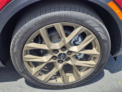 New 2026 Chevrolet Equinox EV LT FWD image 7