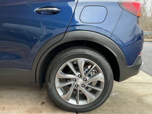 Used 2023 Buick Encore GX Essence w/ Experience Buick Package image 23