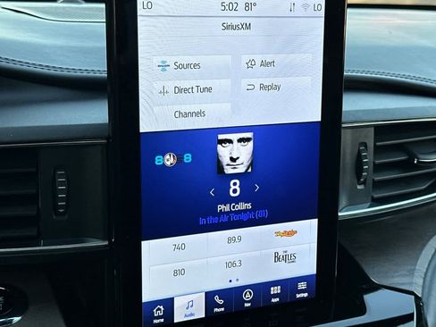 Certified 2023 Ford Explorer Platinum w/ Technology Package image 20