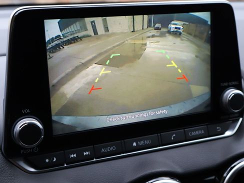 Used 2021 Nissan Sentra SR w/ Trunk Package image 7