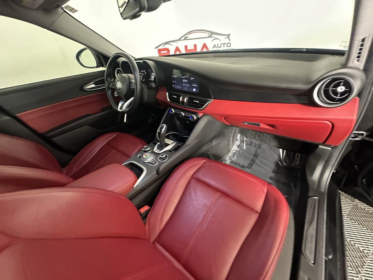 Used 2021 Alfa Romeo Giulia Sprint w/ Active Assist 1 Package RWD image 22