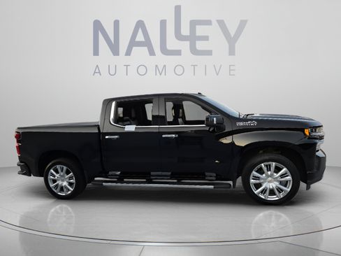 Used 2019 Chevrolet Silverado 1500 High Country w/ Technology Package AWD/4WD image 6