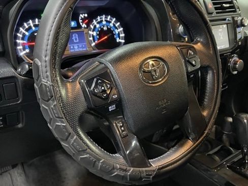 Used 2016 Toyota 4Runner Trail Premium image 11