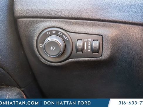 Used 2018 Jeep Compass Trailhawk w/ Safe & Security Group image 15