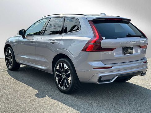 New 2026 Volvo XC60 B5 Plus w/ Climate Package image 5