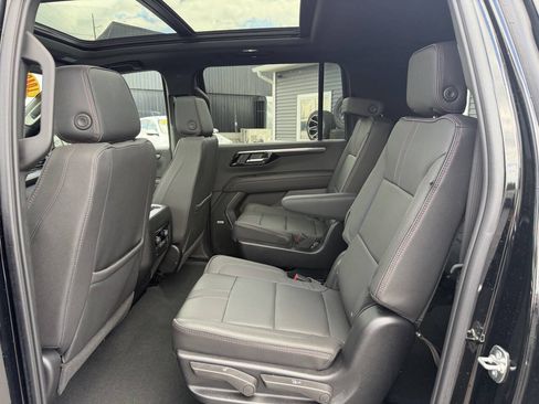Used 2025 Chevrolet Suburban RST w/ Comfort Package AWD/4WD image 36