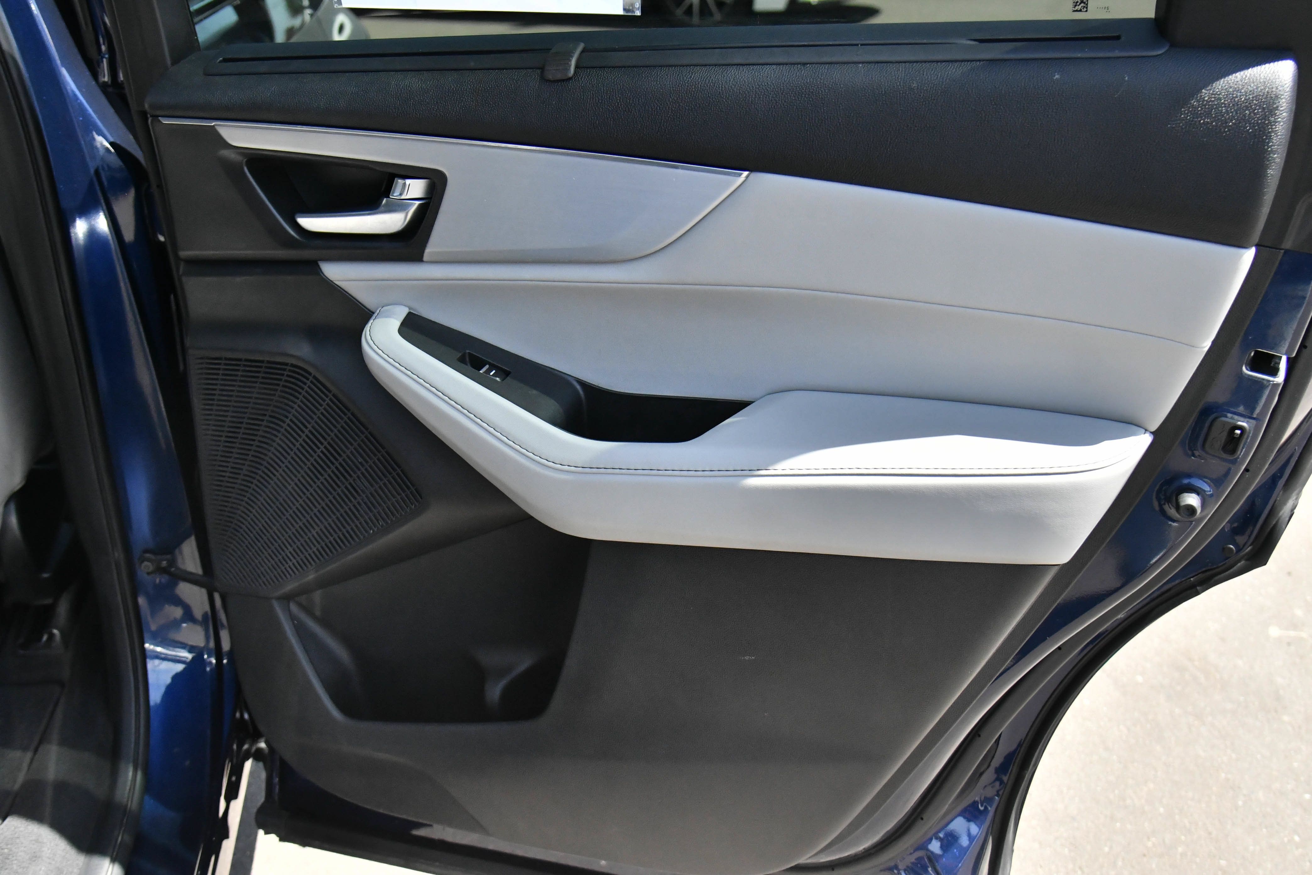Used 2022 Acura MDX w/ Technology Package FWD image 51