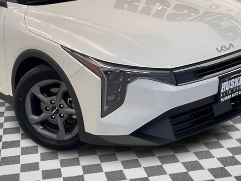 Used 2025 Kia K4 FWD image 27