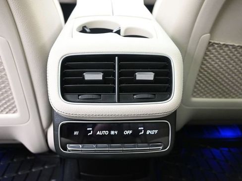 Used 2026 Mercedes-Benz GLS 450 4MATIC image 28