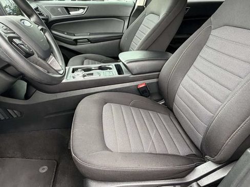 Used 2024 Ford Edge SE w/ Black Appearance Package AWD/4WD image 21