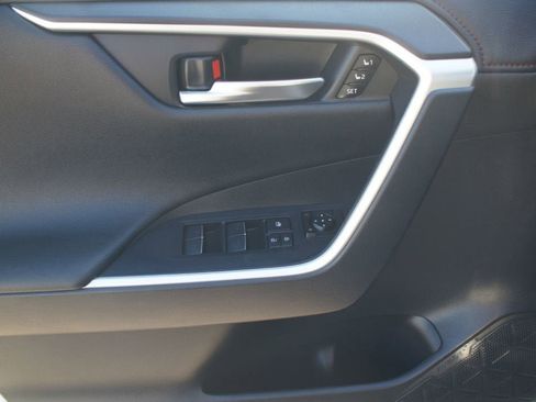 Used 2024 Toyota RAV4 XSE image 31