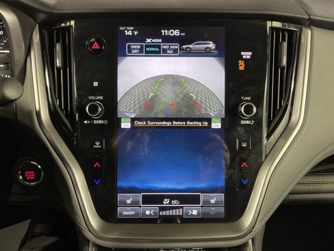 Used 2025 Subaru Outback Onyx Edition image 24