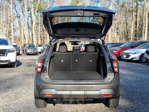 New 2026 Nissan Kicks SV w/ Cold Weather Package image 5