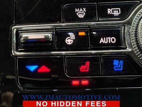 Used 2022 Lincoln Corsair AWD w/ Equipment Group 101A image 35