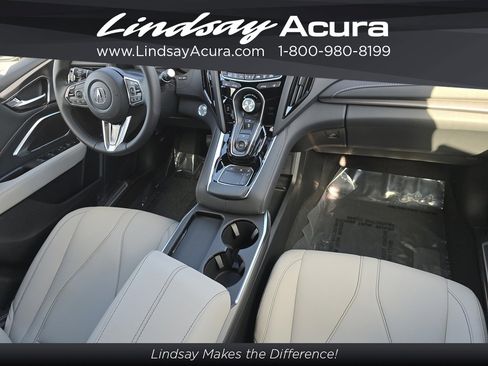 New 2025 Acura RDX image 11