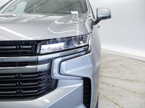 Used 2022 Chevrolet Tahoe RST w/ Luxury Package AWD/4WD image 10