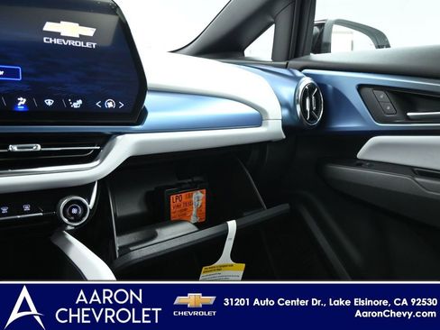 New 2026 Chevrolet Equinox EV LT w/ LPO, Blackout Package AWD/4WD image 27