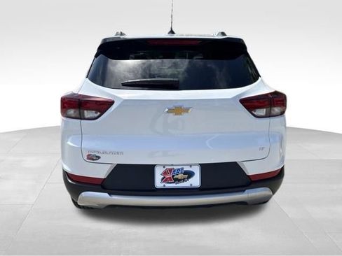 Certified 2023 Chevrolet TrailBlazer LT FWD image 3