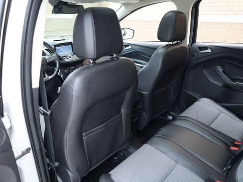 Used 2017 Ford Escape Titanium image 19