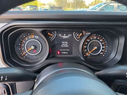 Used 2025 Jeep Gladiator Sport AWD/4WD image 23