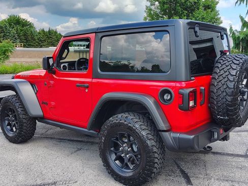 Used 2025 Jeep Wrangler Sport AWD/4WD image 10