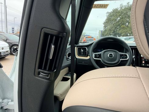 New 2026 Volvo XC60 B5 Plus w/ Protection Package Premier image 17