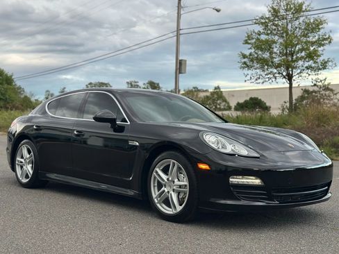 Used 2011 Porsche Panamera S image 40