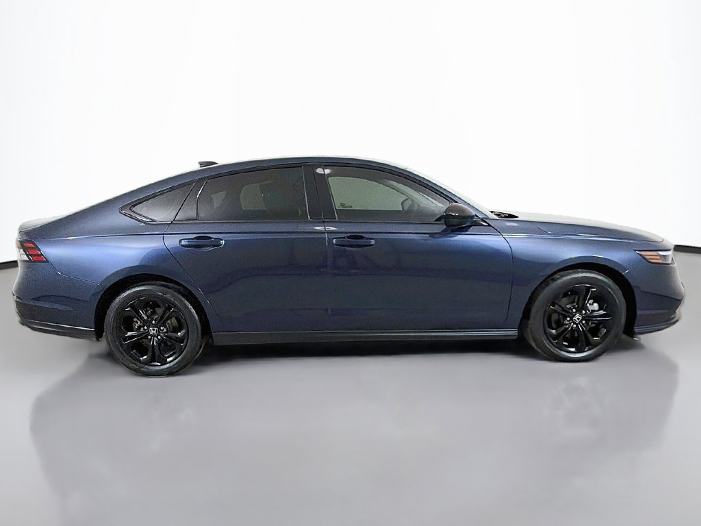 Used 2025 Honda Accord SE image 16
