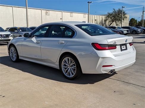 Used 2024 BMW 330i xDrive Sedan image 8