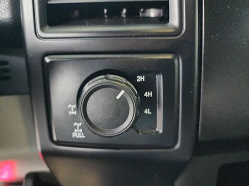 Used 2015 Ford F150 XL w/ Equipment Group 101A Mid AWD/4WD image 21