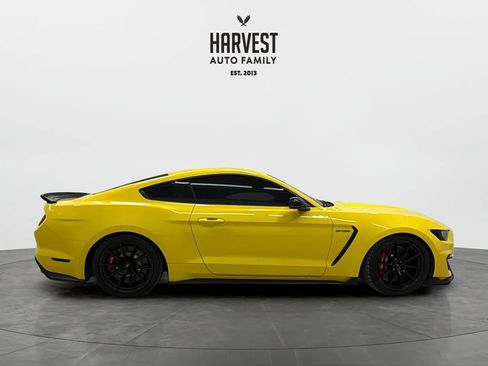 Used 2016 Ford Mustang Shelby GT350 w/ Technology Package RWD image 8