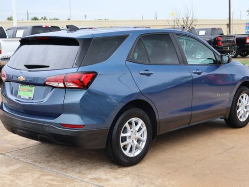Used 2024 Chevrolet Equinox LS w/ LPO, Cargo Package FWD image 6