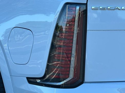 Certified 2026 Cadillac Escalade IQL Sport 2 AWD/4WD image 47