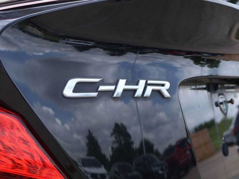 Used 2019 Toyota C-HR LE FWD image 7