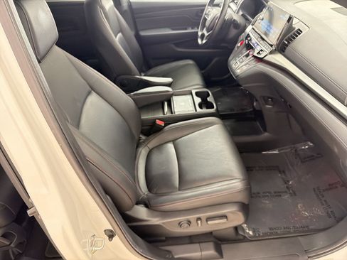 Used 2025 Honda Odyssey Sport-L image 28