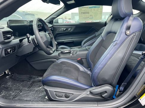 New 2025 Ford Mustang Dark Horse image 9