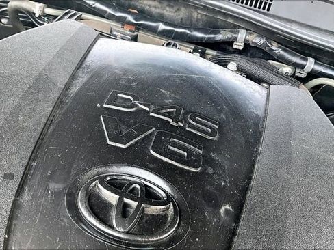 Used 2020 Toyota Tacoma TRD Sport w/ Technology Package AWD/4WD image 30