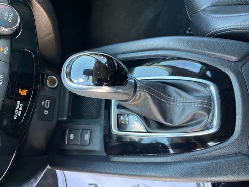 Used 2021 Nissan Rogue Sport SL w/ Premium Package FWD image 25