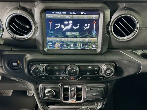 Used 2023 Jeep Wrangler Unlimited Sahara w/ Cold Weather Group AWD/4WD image 23